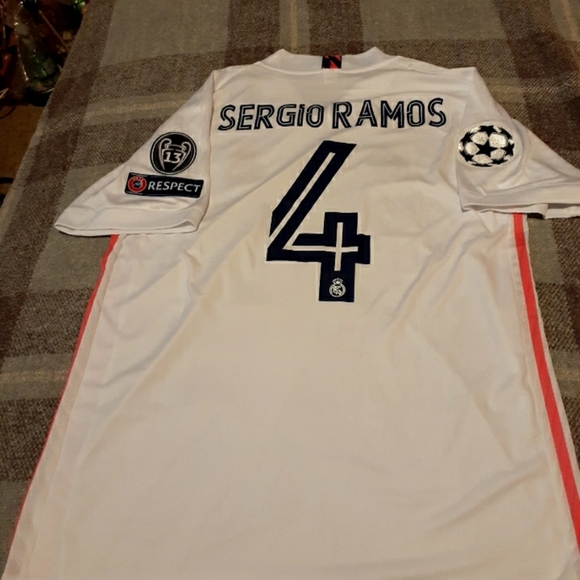20 / 21 Real Madrid Men's soccer jersey#4 Sergio R - Picture 4 of 4